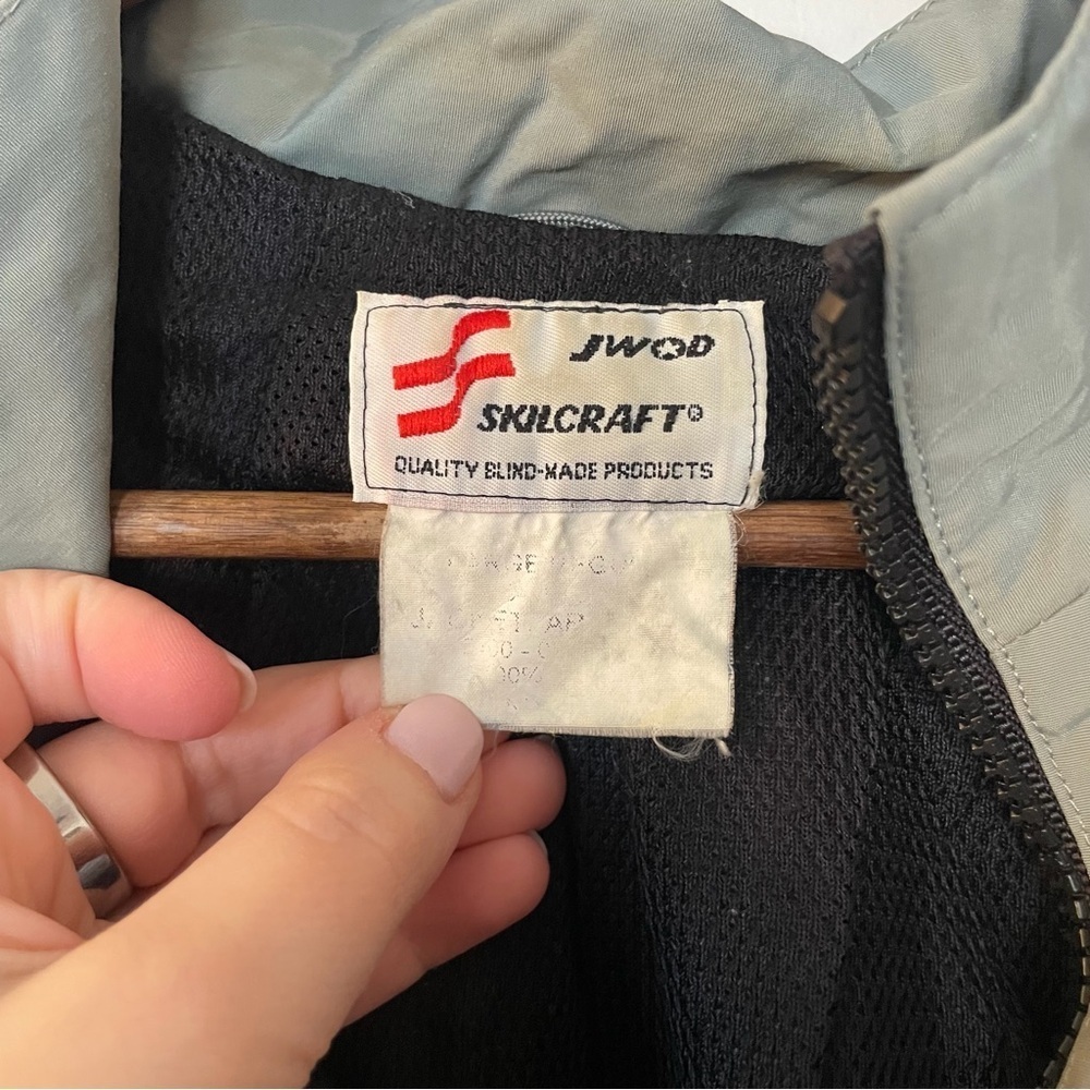 ARMY Gray and Black Windbreaker Jacket Large - Picture 5 of 5